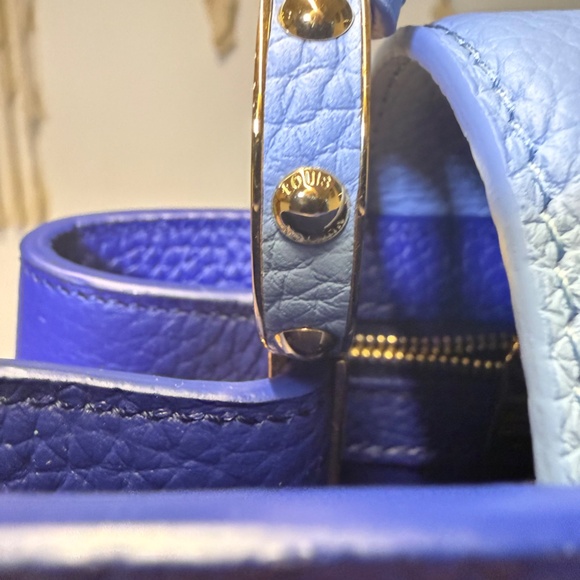 NWT Louis Vuitton Capucines MM Top Handle Bag Two-Tone Blue Leather - Picture 4 of 13